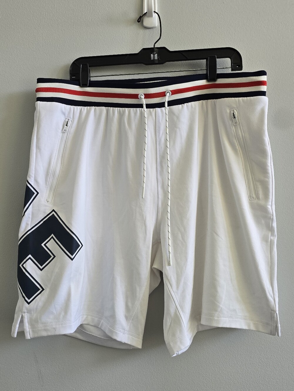 American Eagle Flex White Athletic Shorts Men's XL